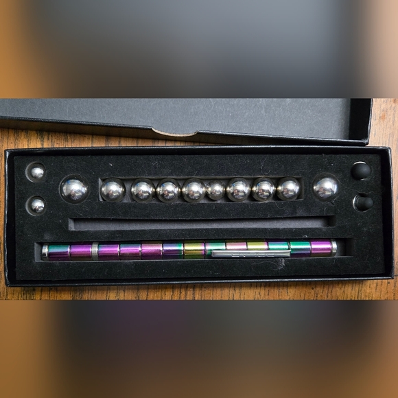 Fidget Pens - Picture 3 of 3